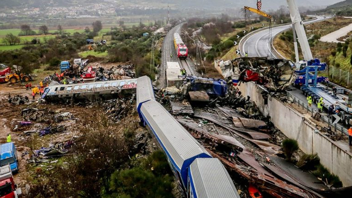 Τέμπη: Παραδίδεται το κλητήριο θέσπισμα σε όλους τους διαδίκους