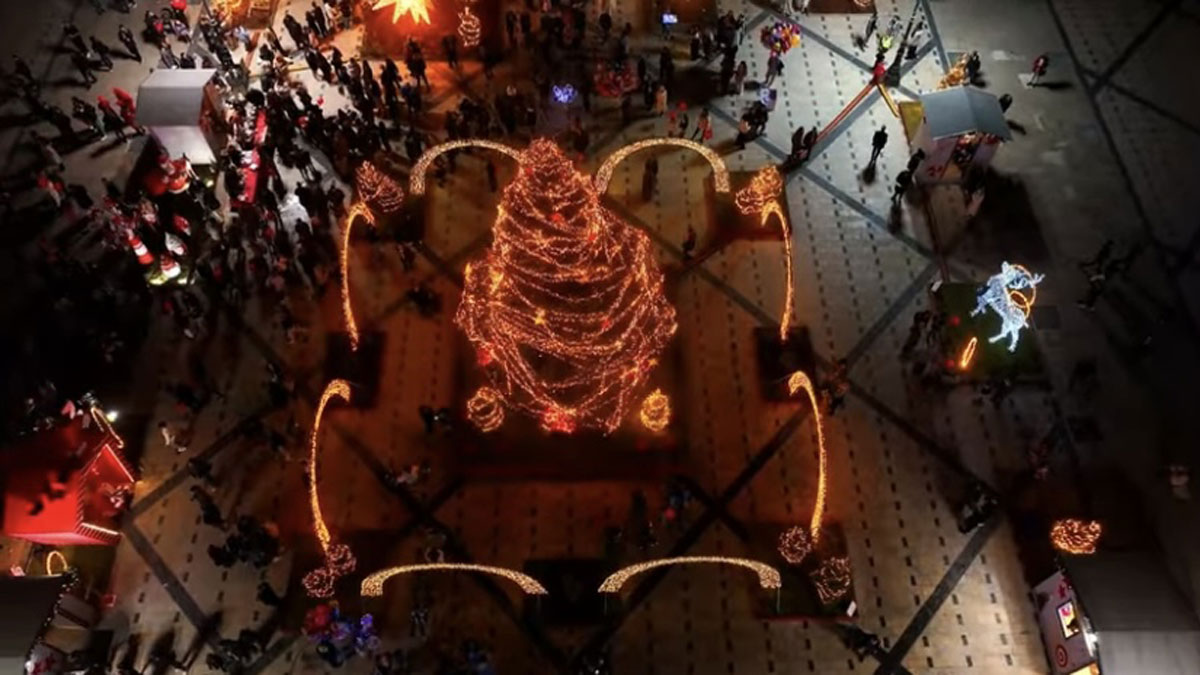 Πάτρα : 3, 2, 1… BOOM! Το φως των Χριστουγέννων άναψε στην Πλατεία Γεωργίου