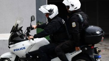 Συνελήφθη ο 59χρονος οδηγός που έβγαλε τσεκούρι σε άλλον οδηγό μετά από καβγά