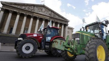 Γαλλο-ιταλικό μπλόκο στις εισαγωγές φθηνού μοσχαρίσιου κρέατος από τη Λατινική Αμερική