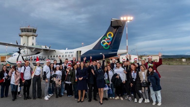 Εθελοντές-εργαζόμενοι της Aegean έφεραν τα Χριστούγεννα στα σχολεία απομακρυσμένων περιοχών της Ελλάδας Εθελοντές-εργαζόμενοι της Aegean έφεραν τα Χριστούγεννα στα σχολεία απομακρυσμένων περιοχών της Ελλάδας