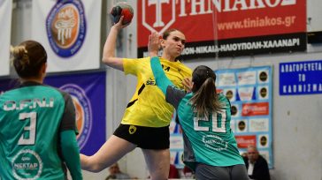Χάντμπολ Γυναικών: «Κιτρινόμαυρο» το ντέρμπι κορυφής, Νέα Ιωνία-ΑΕΚ 23-26