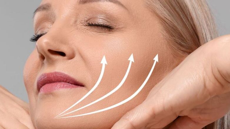 Facelift: Αποκατάσταση με φυσικό αποτέλεσμα, χωρίς υπερβολές Facelift: Αποκατάσταση με φυσικό αποτέλεσμα, χωρίς υπερβολές