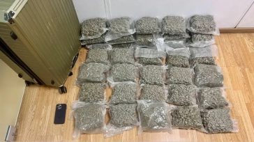 Συνελήφθη 21χρονος που προσπάθησε να περάσει 18 κιλά κάνναβης από το «Ελ. Βενιζέλος»