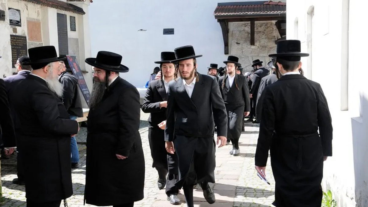 Το Ισραήλ απαιτεί από δυτικές κυβερνήσεις να καταπολεμήσουν τον αντισημιτισμό