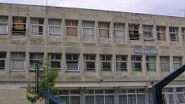 Αναστάτωση στο Γ’ Λύκειο  Αιγάλεω από την προβολή αποσπάσματος της σειράς «Τhe Mirror Black»