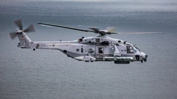 Το Γερμανικό Ναυτικό παρέλαβε το πρώτο εξελιγμένο ελικόπτερο ανθυποβρυχιακού πολέμου «NH90 Sea Tiger»