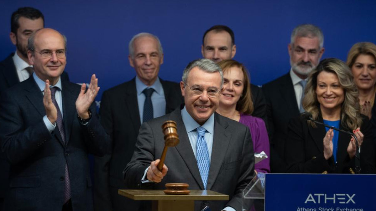 Alpha Bank: 100 χρόνια συνεχούς παρουσίας στο Χρηματιστήριο Αθηνών