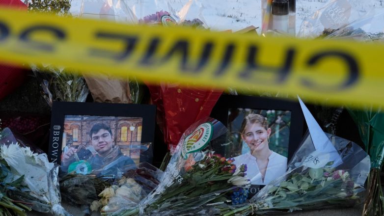 ΗΠΑ: Αναζητείται δεύτερος ύποπτος για την επίθεση στο πανεπιστήμιο Μπράουν ΗΠΑ: Αναζητείται δεύτερος ύποπτος για την επίθεση στο πανεπιστήμιο Μπράουν