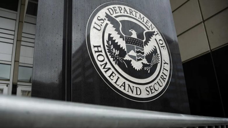 ΗΠΑ: Απαγόρευση εισόδου σε πολίτες 7 χωρών ανάμεσά τους και οι Παλαιστίνιοι