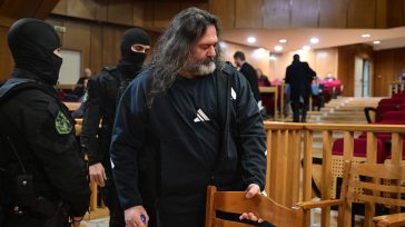 Δίκη της Χρυσής Αυγής: Καταπέλτης η Εισαγγελέας – Ζητά την ενοχή και των 42 κατηγορουμένων, όπως και πρωτοδίκως