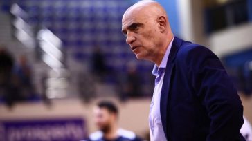 Βόλεϊ: Παραιτήθηκε από τον Φλοίσβο ο Αρσενιάδης