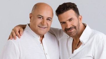 Ο Μάρκος Σεφερλής υποδέχεται τον Ηλία Παλιουδάκη στο θέατρο Περοκέ