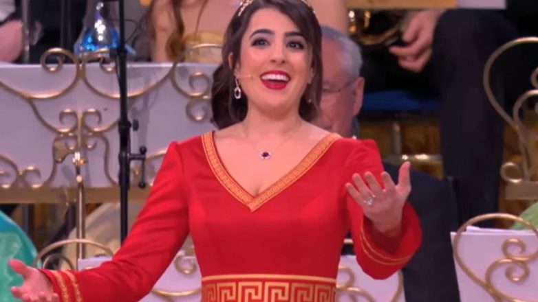 Ορχήστρα Γιόχαν Στράους: Η σοπράνο Χριστίνα Πέτρου ερμήνευσε τα κάλαντα των Χριστουγέννων