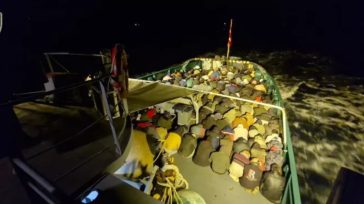 Βίντεο από την επιχείρηση διάσωσης 550 μεταναστών στη Γαύδο