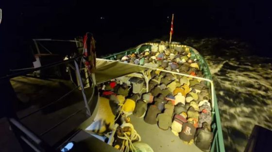 Βίντεο από τη διάσωση 550 μεταναστών στη Γαύδο