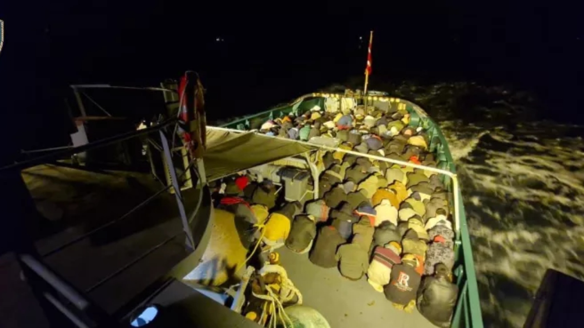 Βίντεο από τη διάσωση 550 μεταναστών στη Γαύδο