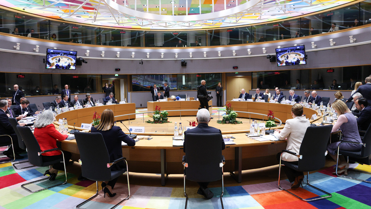 ΕΕ: Συμφωνία χρηματοδότησης της Ουκρανίας με δάνειο 90 δισ. ευρώ