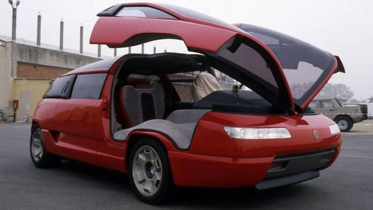 Το ξέρατε πως υπάρχει minivan του 1988 που φοράει V12 κινητήρα Lamborghini; 