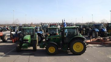 Οι αγρότες έκλεισαν τα Μάλγαρα