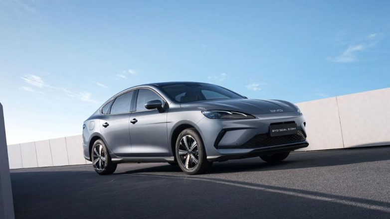 Πάτησε Ελλάδα το νέο BYD sedan Seal 5 DM-i: Με 212 άλογα, 1050χλμ. αυτονομία και 508λτ. χώρο αποσκευών 