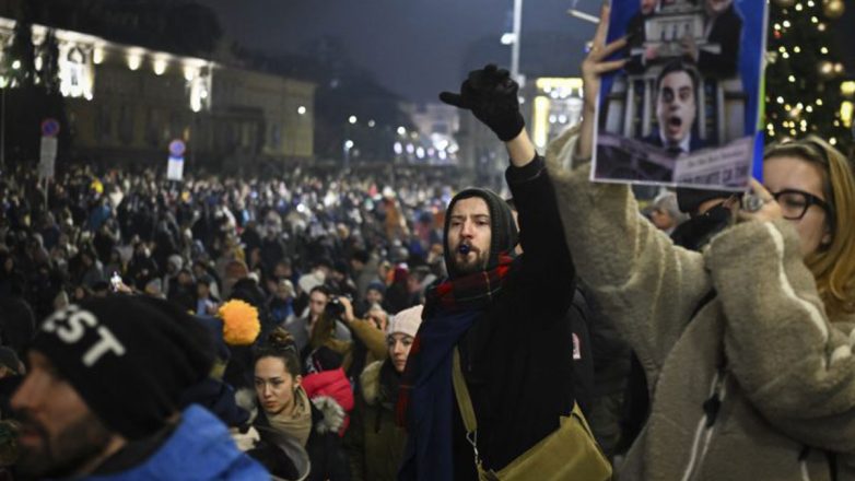 Βουλγαρία: Χιλιάδες πολίτες διαδήλωσαν κατά της διαφθοράς