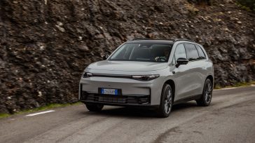 Νέα τιμή για το Leapmotor C10 REEV που εξασφαλίζει ηλεκτρική κίνηση για 970χλμ. χωρίς ανεφοδιασμό