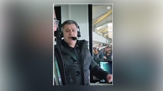 Βίντεο με την επική αντίδραση του σπορτκάστερ Μανώλη Σφακάκη στο νικητήριο γκολ της ΑΕΚ επί της Κραϊόβα