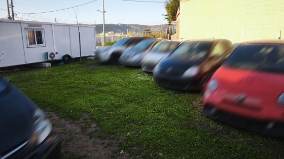 Έκλεβαν, παραποιούσαν και πουλούσαν αυτοκίνητα σε ανυποψίαστους πολίτες