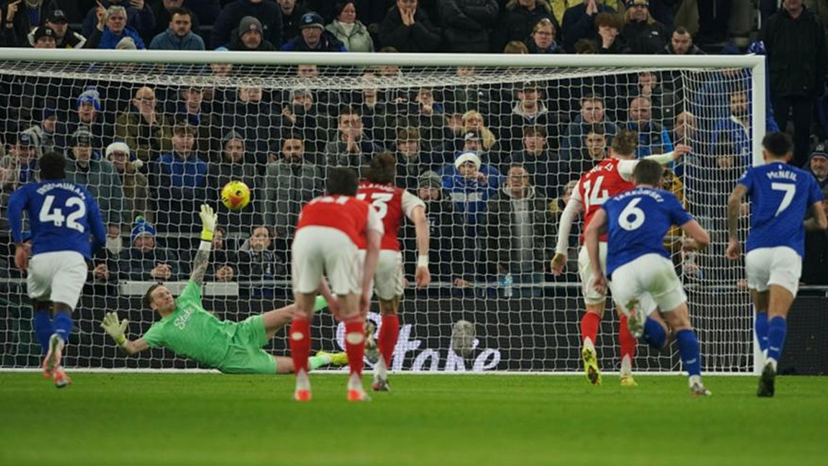 Αγγλία: Επέστρεψε στην κορυφή η Άρσεναλ, 1-0 την Έβερτον