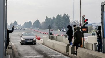 Δικογραφία κατά αγροτών για το άνοιγμα μπαρών στα διόδια Δροσοχωρίου
