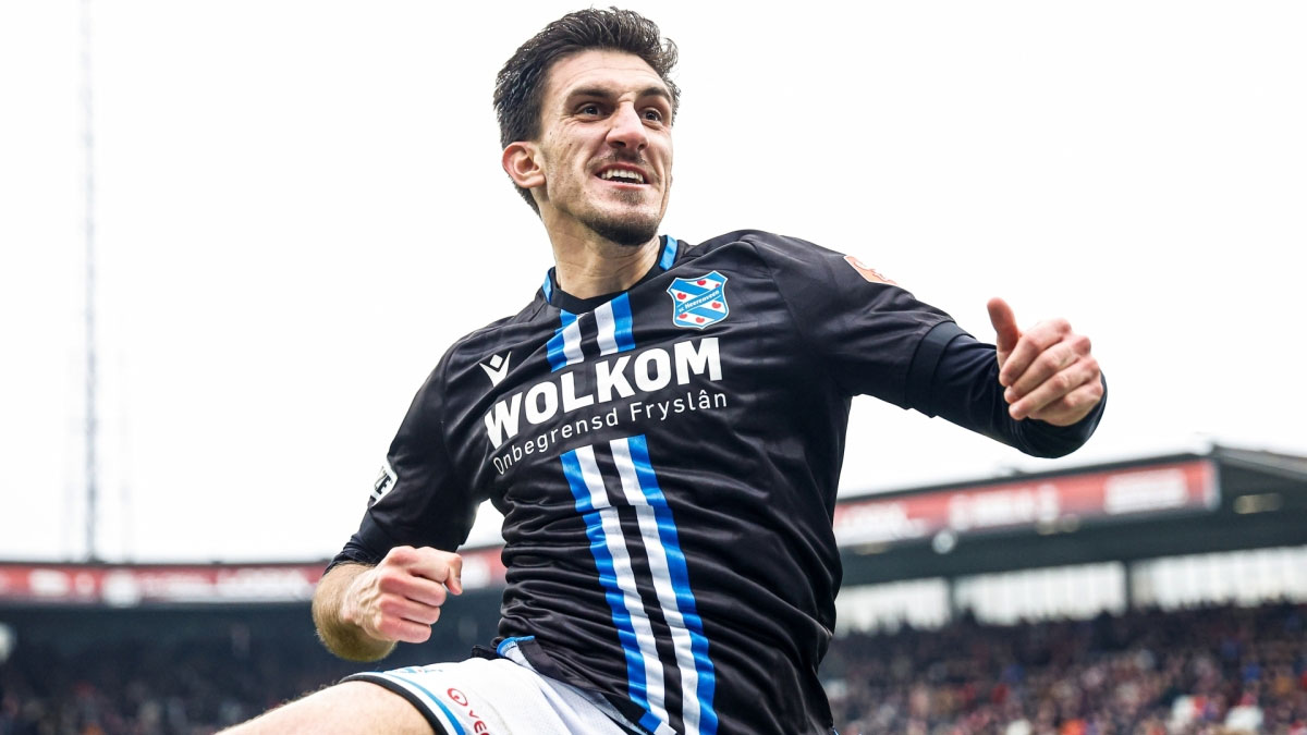 Ολλανδία: Η Χέρενφεν πήρε τη νίκη με γκολ του Ζαγαρίτη