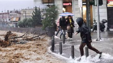 Βροχές ως τα Χριστούγεννα – Ψυχρή εισβολή για την Πρωτοχρονιά – Πότε θα δούμε χιόνια