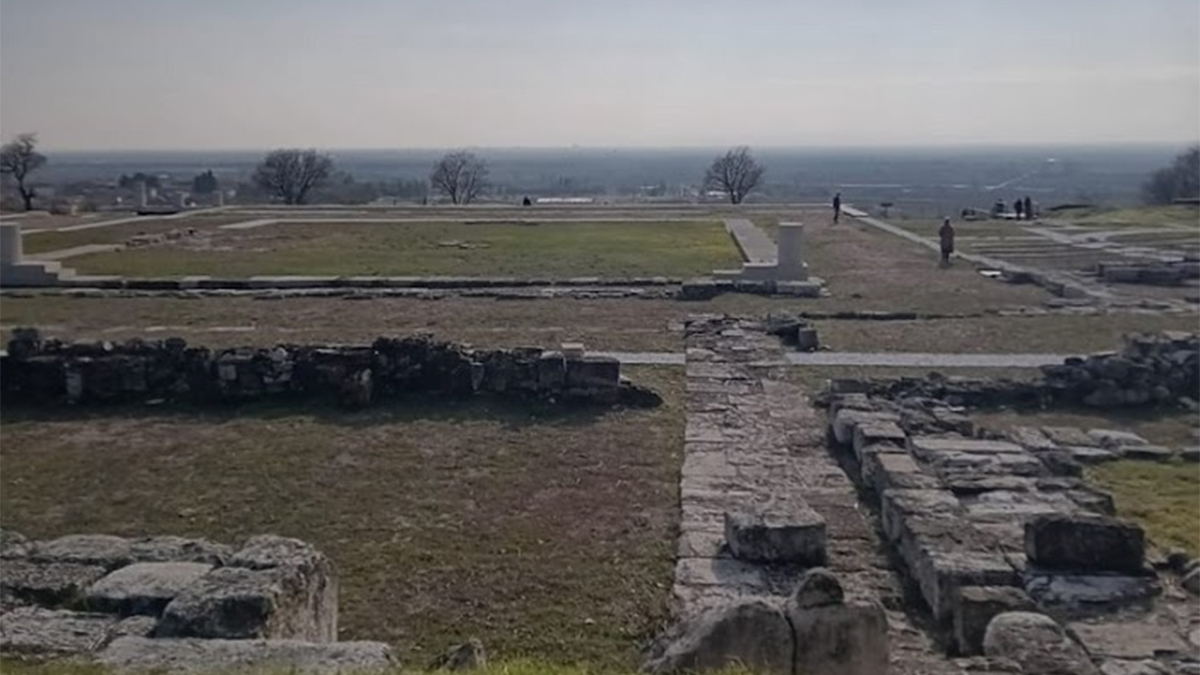 «Εκεί που γεννήθηκε ο Μέγας Αλέξανδρος»: Το νέο πρόσωπο του Ανακτόρου της Πέλλας