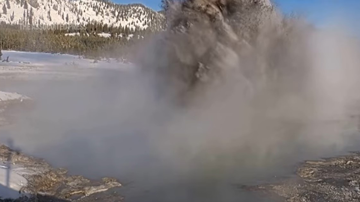 Νέα υδροθερμική έκρηξη στο Εθνικό Πάρκο Γέλοουστοουν κατέγραψε κάμερα