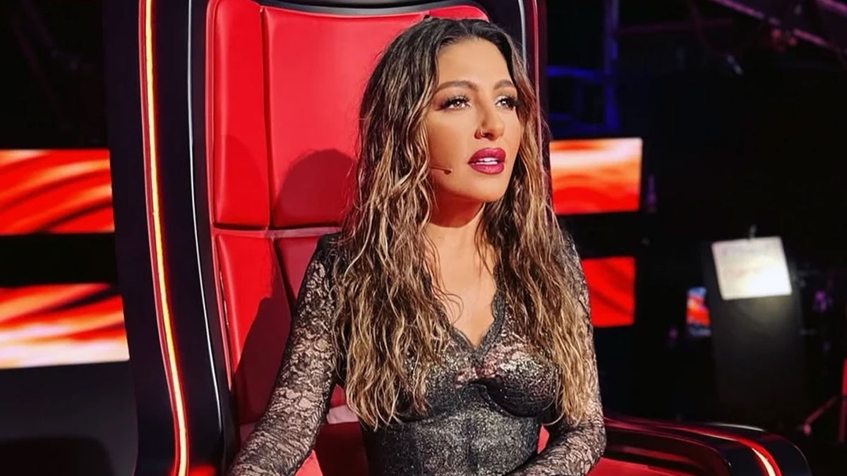 Πιο λαμπερή από ποτέ: Η εντυπωσιακή μεταμόρφωση της Έλενας Παπαρίζου αφού ξεπέρασε το πρόβλημα υγείας της