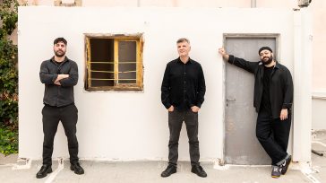 Ο Φοίβος Δεληβοριάς επιστρέφει στο Κύτταρο