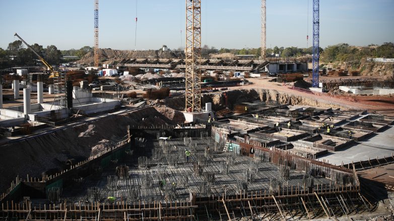 Το βίντεο από την τοποθέτηση της πρώτης κερκίδας στον Βοτανικό!