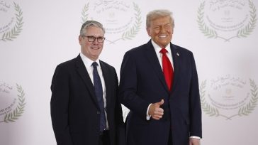 Τηλεφωνική επικοινωνία Στάρμερ – Τραμπ για τον πόλεμο στην Ουκρανία