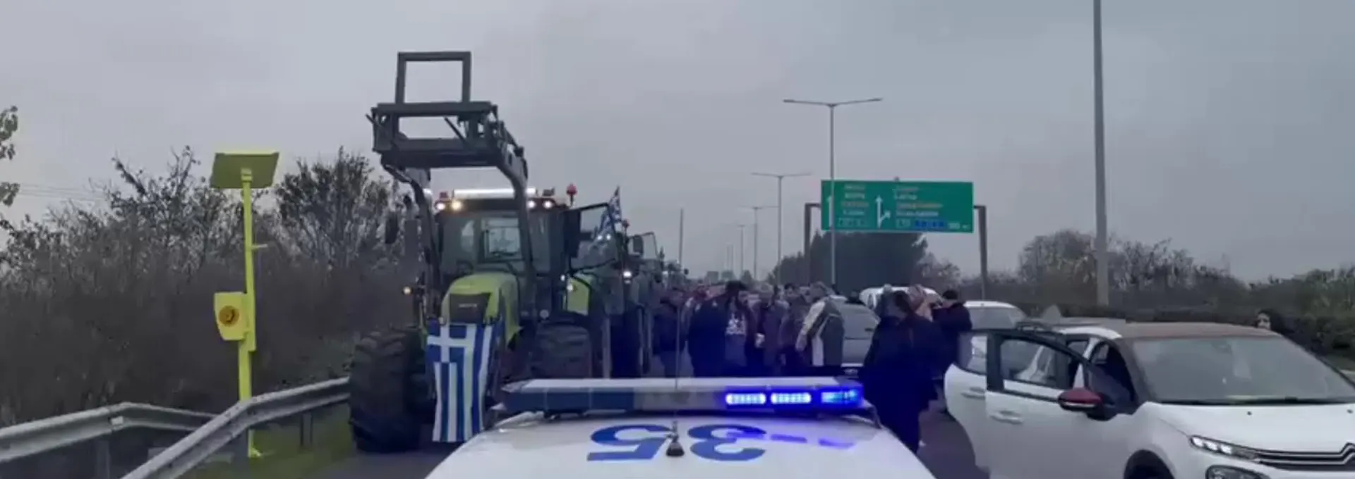 Άνοιξαν οι σήραγγες των Τεμπών