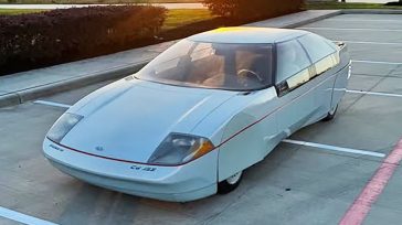 Πωλείται στο Facebook το απίστευτα αεροδυναμικό Ford Probe Concept IV- Ένα σύνολο που δάμασε τον άνεμο