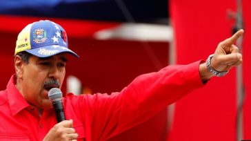 Μαδούρο σε Τραμπ: «Κοίτα τα εσωτερικά των ΗΠΑ»