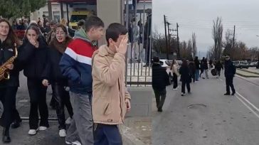 Μαθητές αποχώρησαν χωρίς να πουν τα κάλαντα στον Άδωνι Γεωργιάδη