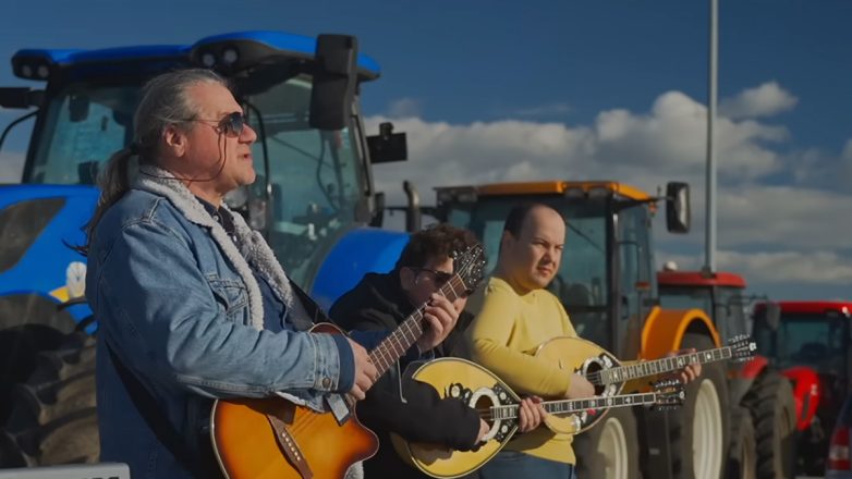 «Αγρότη ρίχτο…»