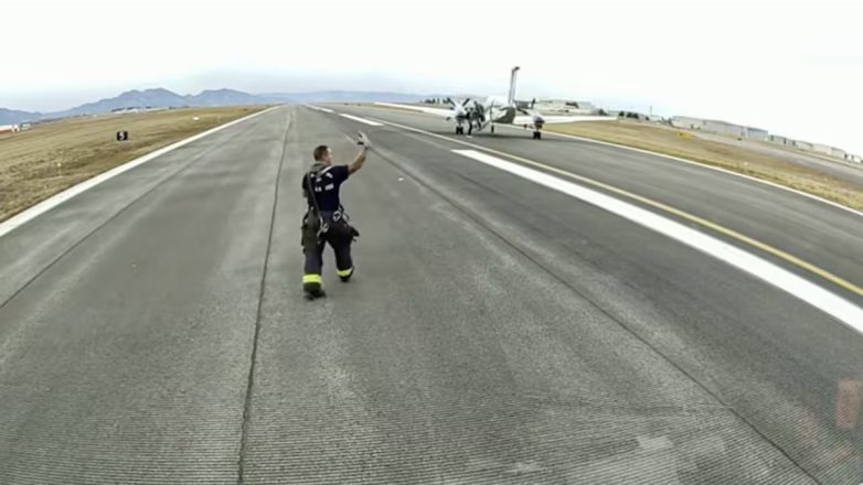 ΗΠΑ: Αεροσκάφος προσγειώθηκε μόνο του μετά από έκτακτη ανάγκη – Ιστορική πρώτη χωρίς ανθρώπινη παρέμβαση