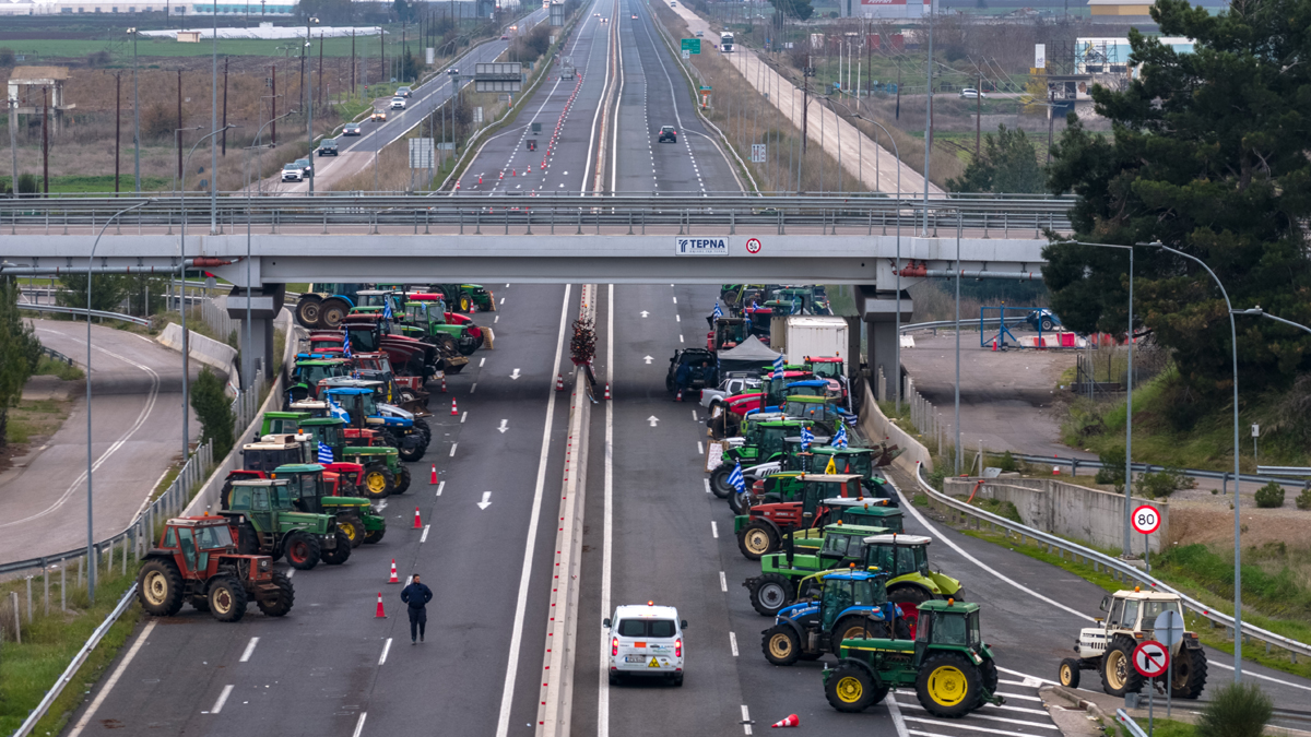 Ομολοποιείται η κίνηση στους εθνικούς δρόμους – Άνοιξε η Περιμετρική Πάτρας