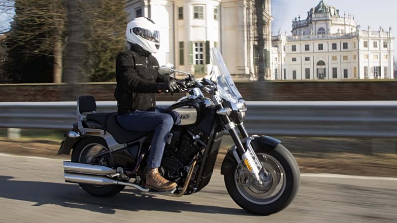 Η Βρετανική μάρκα Phelon and Moore επιστρέφει και παίρνει μεγάλα ρίσκα