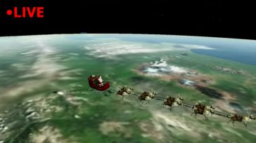 Η live πορεία του Άγιου Βασίλη για την παράδοση των δώρων