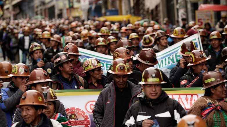 Βολιβία: Κινητοποιήσεις εργαζόμενων στα ορυχεία εναντίον της κατάργησης της επιδότησης των τιμών των καυσίμων