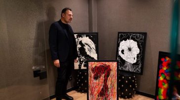 DIASTASI: Η νέα έκθεση του Γρηγόρη Κασάπογλου